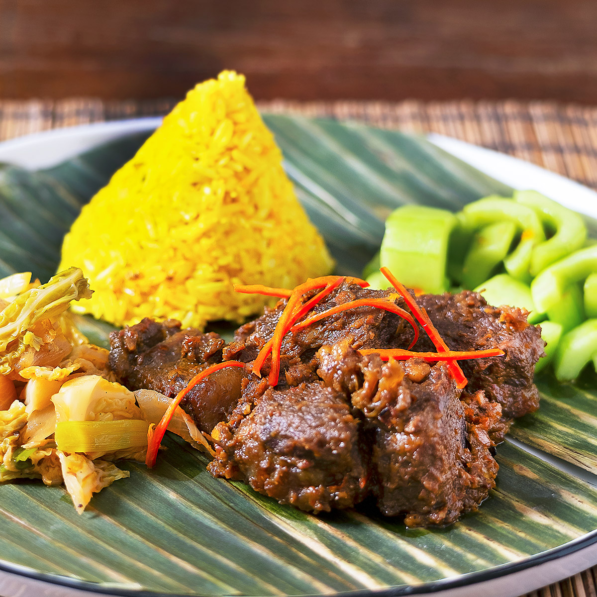 Rendang Padang Nunc Est Coquendum